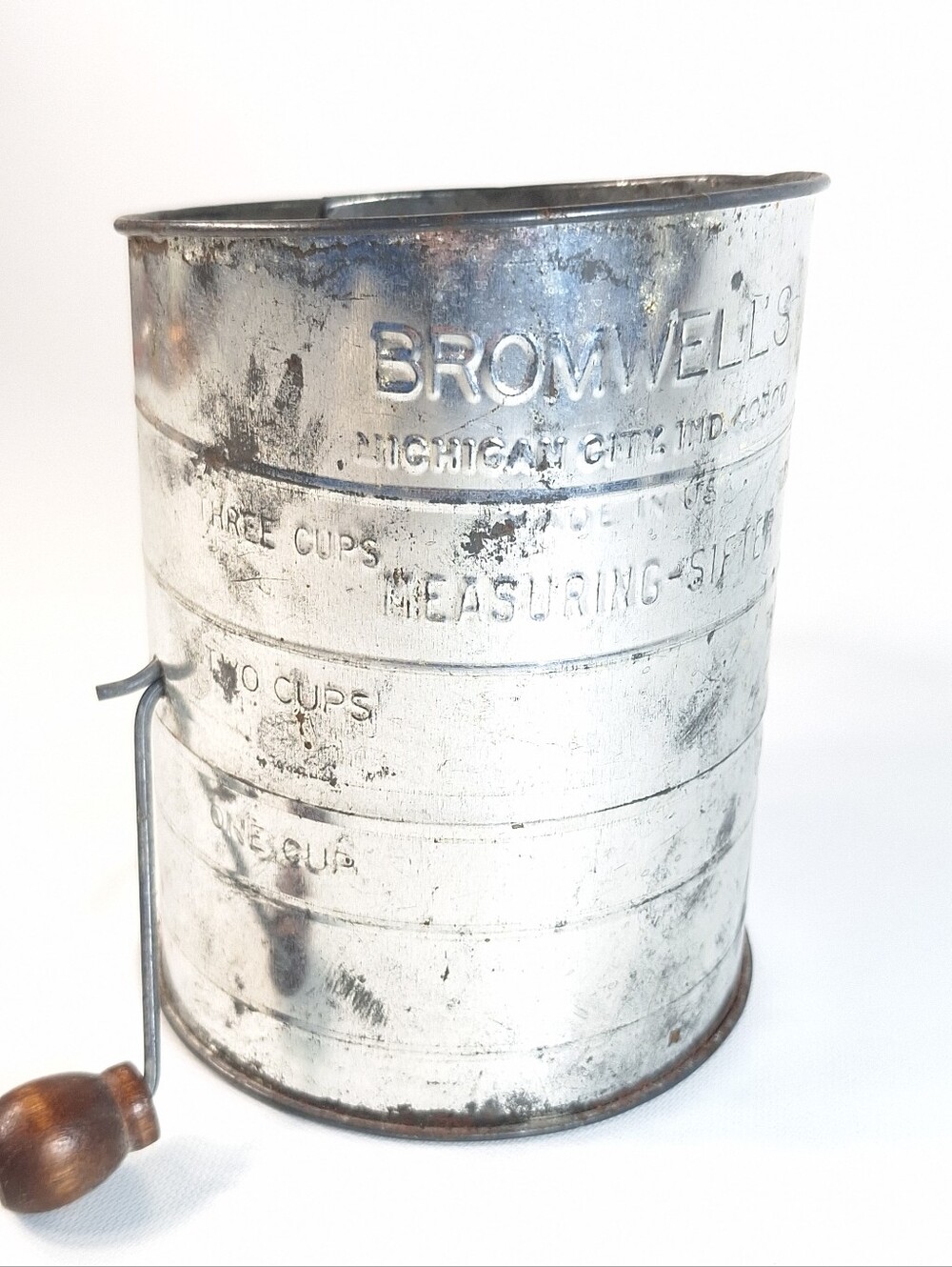 Vintage Bromwell's 3-Cup Metal Measuring Flour Sifter Wood Handle Farmhouse